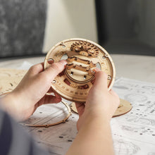 Load image into Gallery viewer, DIY Wooden Puzzle: Luminous Globe