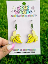 Load image into Gallery viewer, Peeled Banana Layered Earrings - Gauge Friendly
