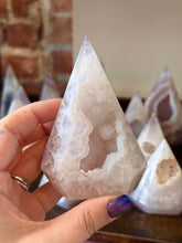Load image into Gallery viewer, Druzy Agate
