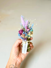 Load image into Gallery viewer, CALM + RELIEF | Eucalyptus &amp; Amethyst with dried florals
