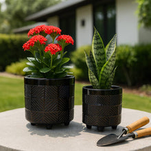 Load image into Gallery viewer, Plant Pot Set of 2 - Black Ceramic Textured Footed, 6/8 in.
