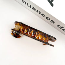 Load image into Gallery viewer, Cute Otter Hair Clip, Animal Claw Clip: A
