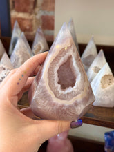 Load image into Gallery viewer, Druzy Agate
